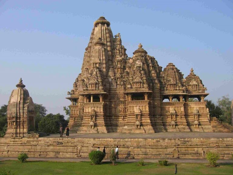 Best Travel Places in Madhya Pradesh